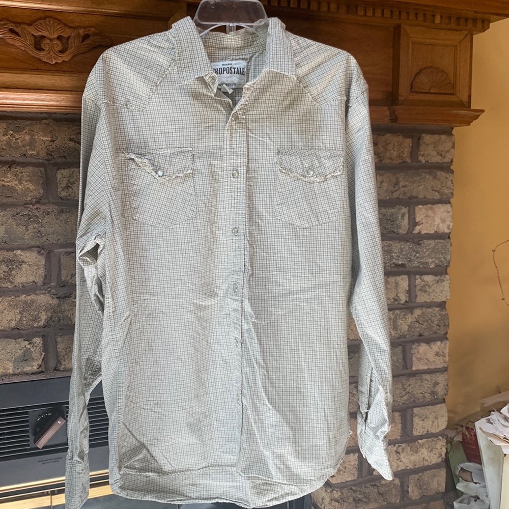 Aeropostale mens xl distressed botton down blouse